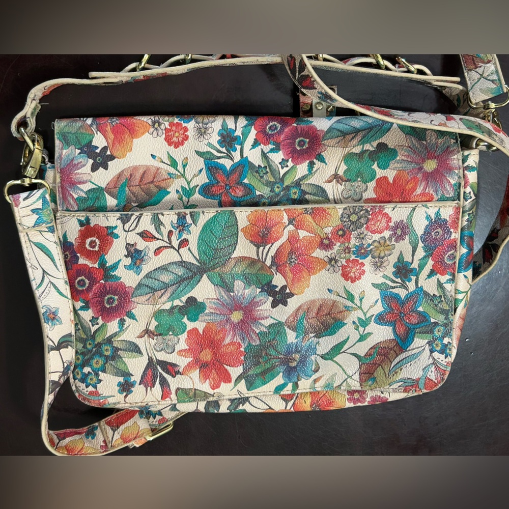 Steve Madden Floral Crossbody Bag Preowned - Picture 10 of 10
